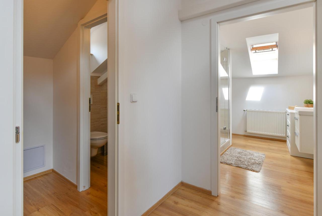 Apartments Rybna Praha Bagian luar foto